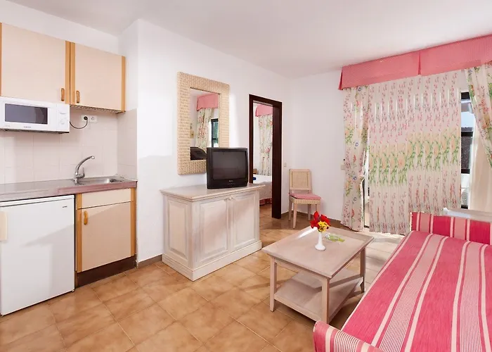 Elba Lanzarote Royal Village Отель