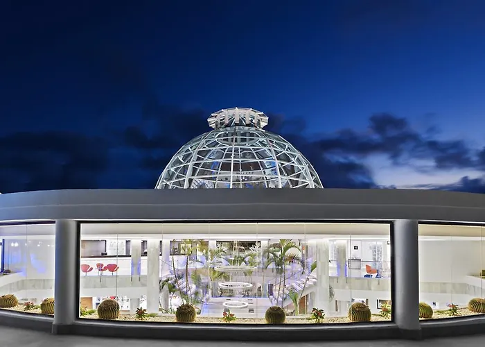 Отель Elba Lanzarote Royal Village 4*